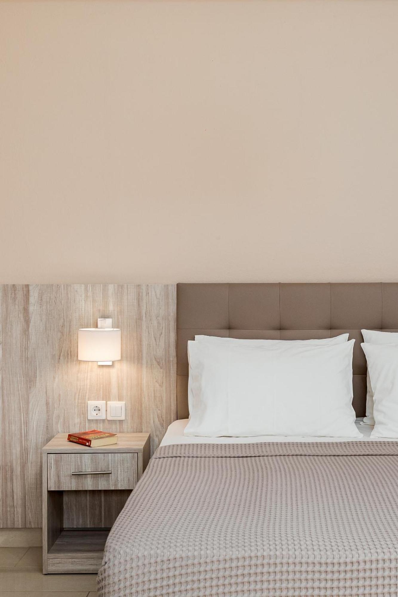 Hotel Grekas Néi Póri Kültér fotó